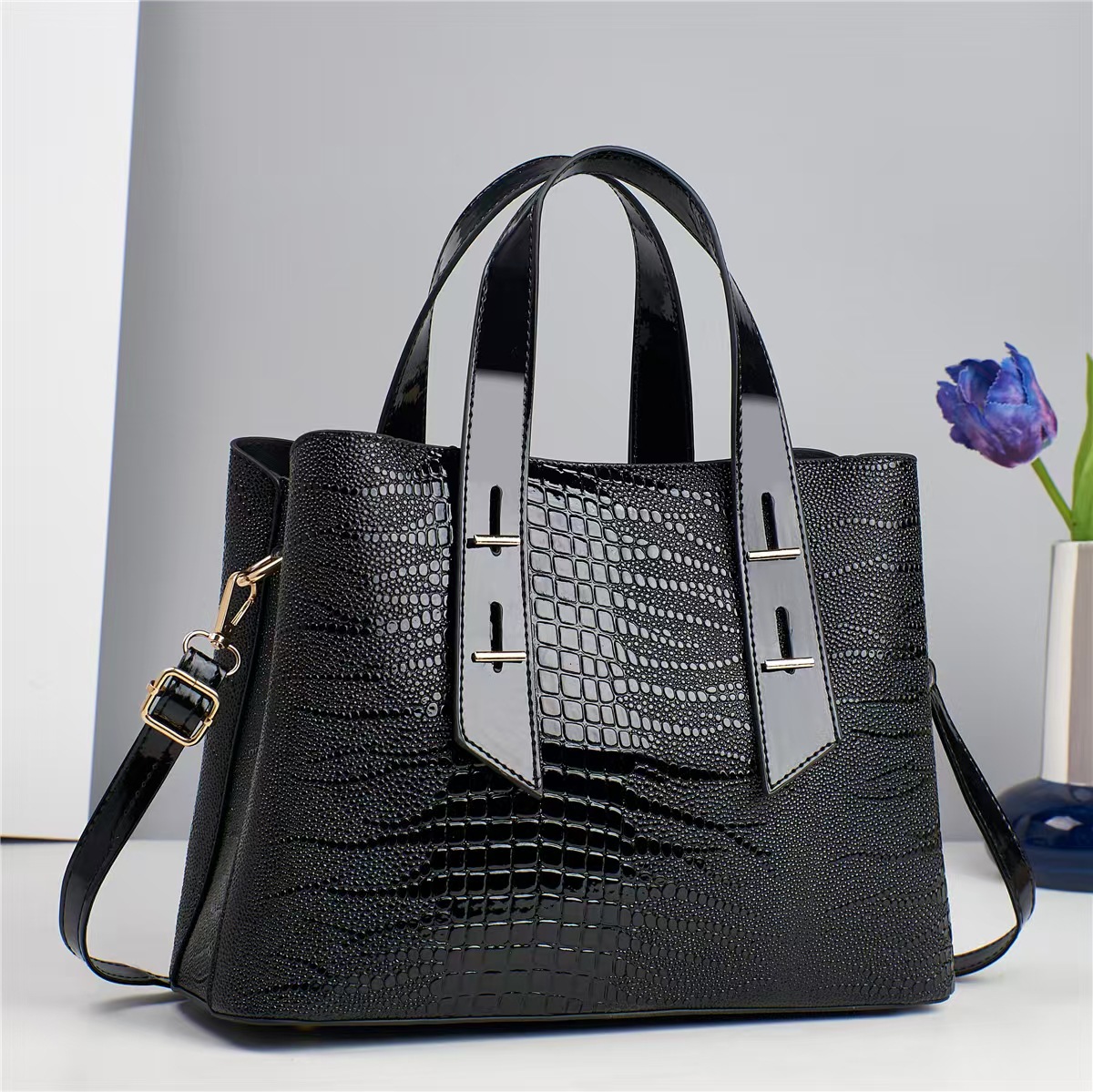 Bolso de moda 2025, nuevo mochila de viaje casual, clásico cocodrilo, bolso de hombro, bolso de mano