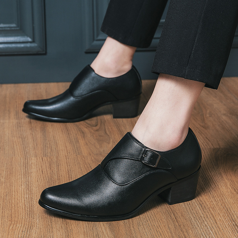 2024 cuatro estaciones de estilo británico de negocios casual zapatos de cuero de hombre de moda de tacón alto aumento de altura zapatos de Lefour de color un pedaleo de moda