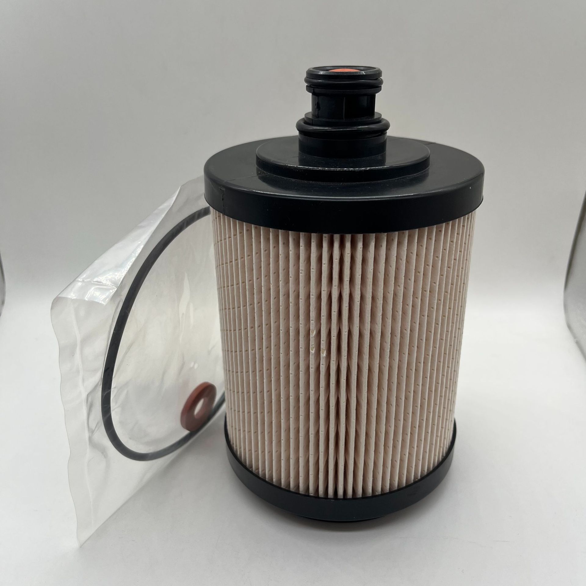 Diesel Fuel Filter L111000000801 Uf0666-007 Diesel Filter Compatible with Foton National Vi