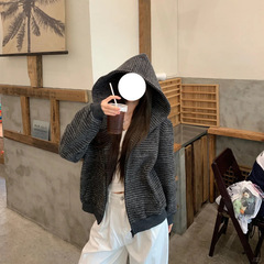 韩系复古深灰条纹设计感连帽卫衣女2025秋季休闲百搭开衫情侣外套
