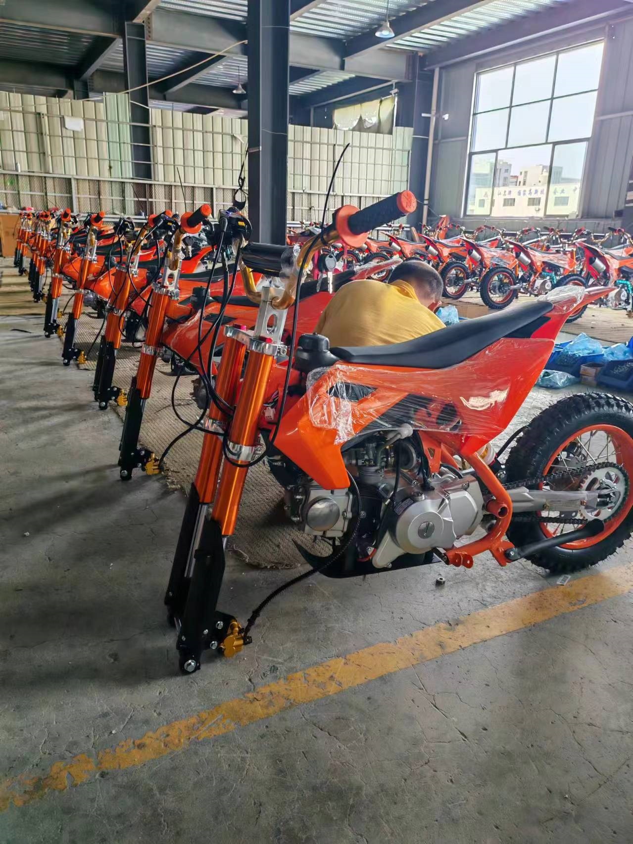Two-wheel off-road motorcycle 125CC 150CC KTM style all-terrain trail bike mountain bike for adults