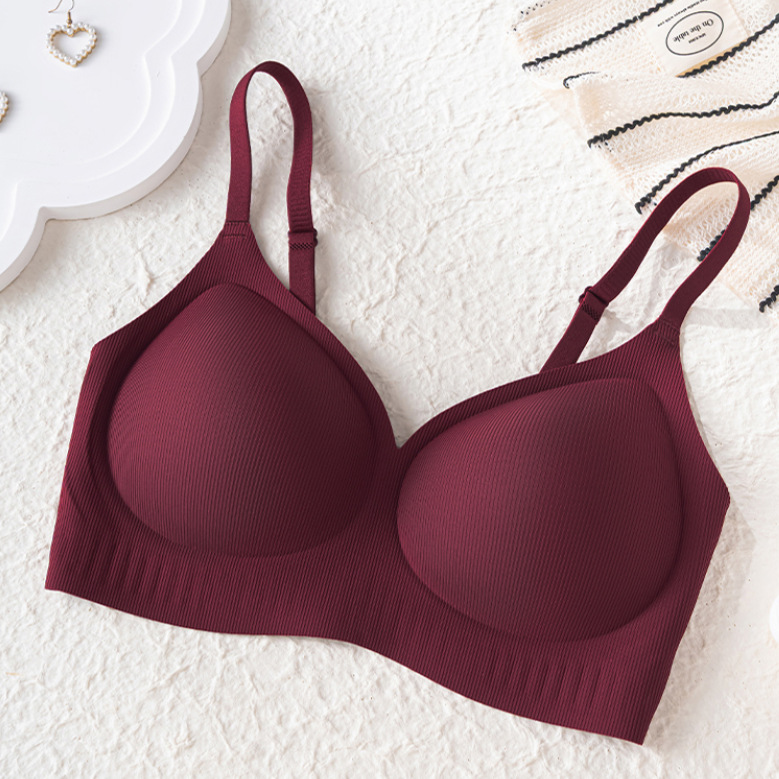 Nueva ropa interior de soporte suave de rosca para mujeres verano sin marcas sin anillo de acero sujetador se reúne contra la caída sujetador delgado