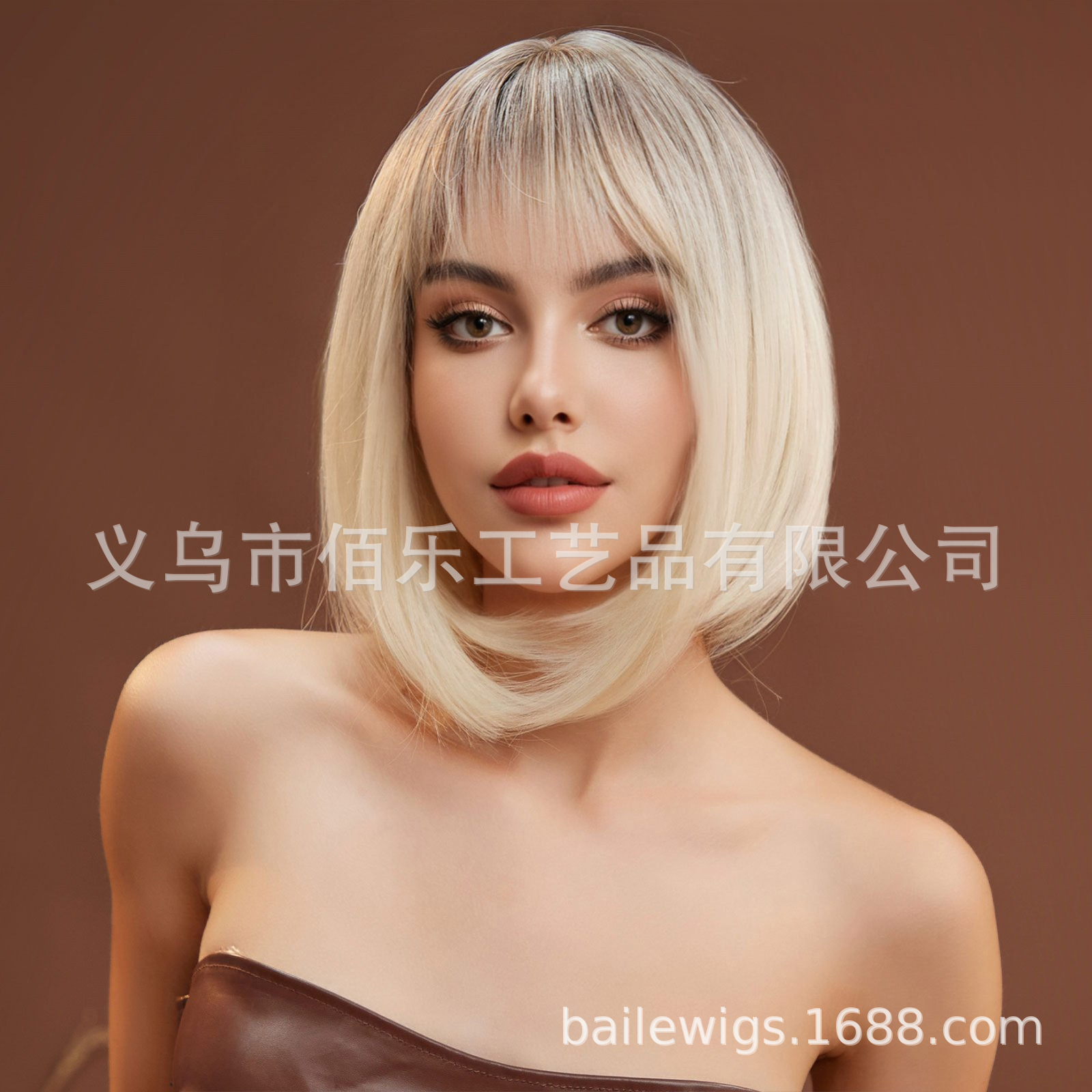 Popular estilo europeo y americano peluca flequillo blanco oro onda cabeza Bobo pelo corto de alta temperatura seda Rosa malla Cap pelucas