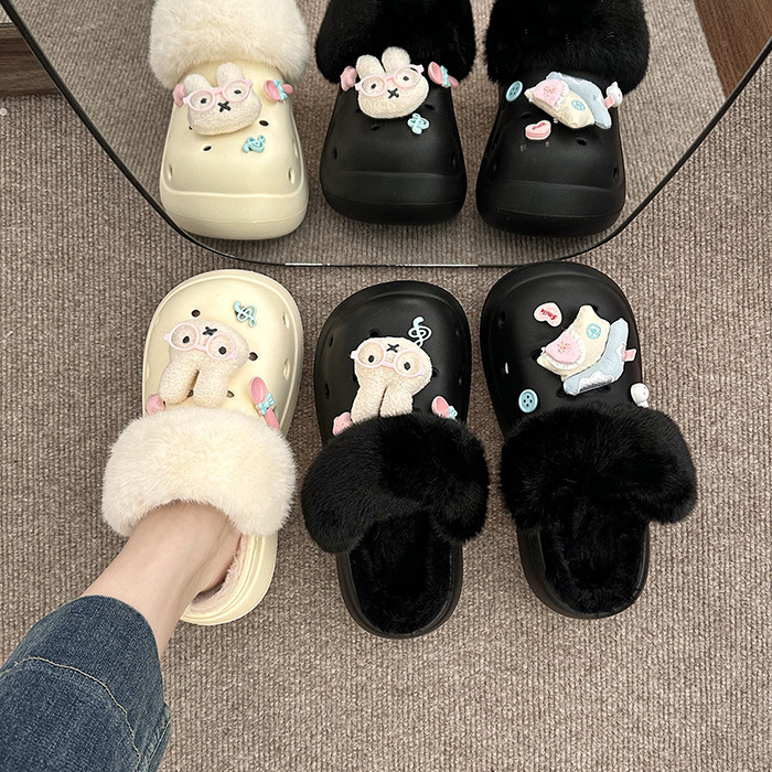 Cartoon Cute Rabbit Thick-Soled Plush Croc Shoes for Women 2025 Winter New Style Non-Slip Toe-Toe Slippers