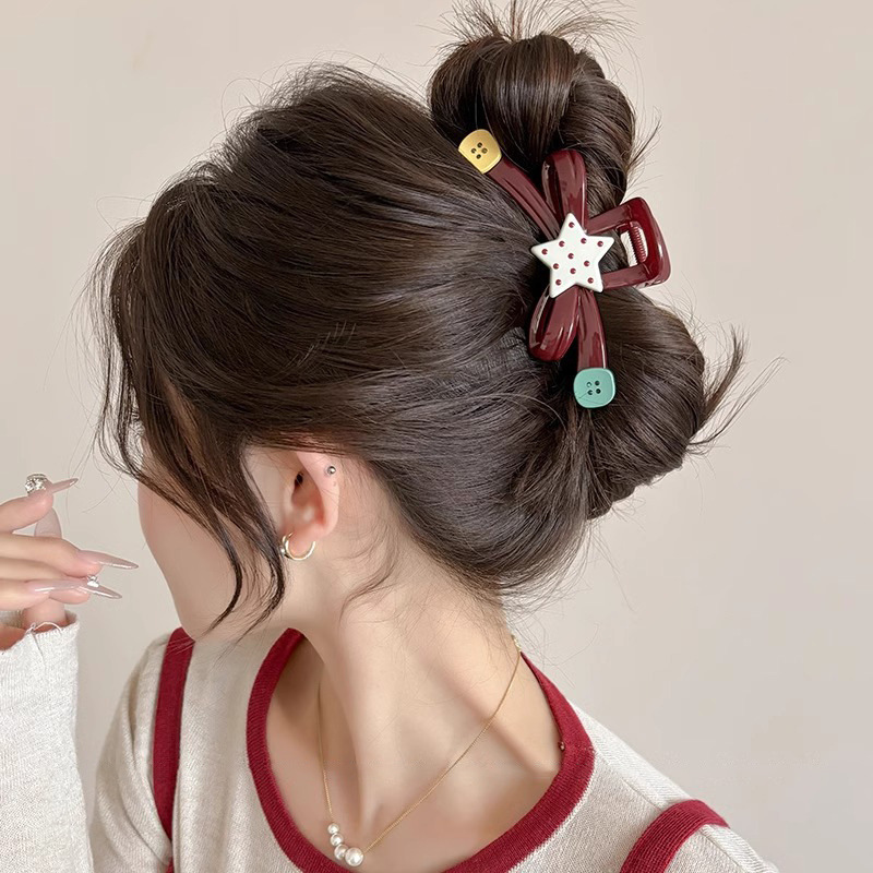 Clip de dibujos animados lindos y interesantes para mujeres 2025 nuevo estilo de alto nivel de tiburón clip de cabello clip de cabello de cabeza