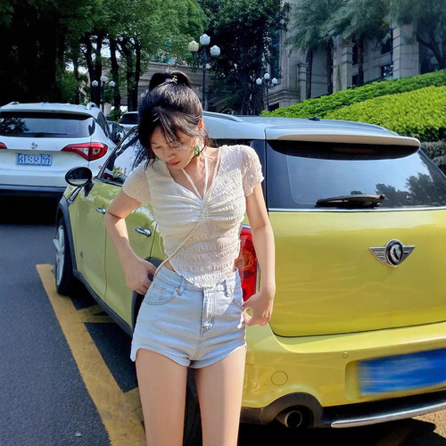 Lady's Summer New Black Denim Short Shorts with Long Legs, High-Waisted, Slimming, Asymmetrical, Bustier, Elastic, Trendy Hot Pants