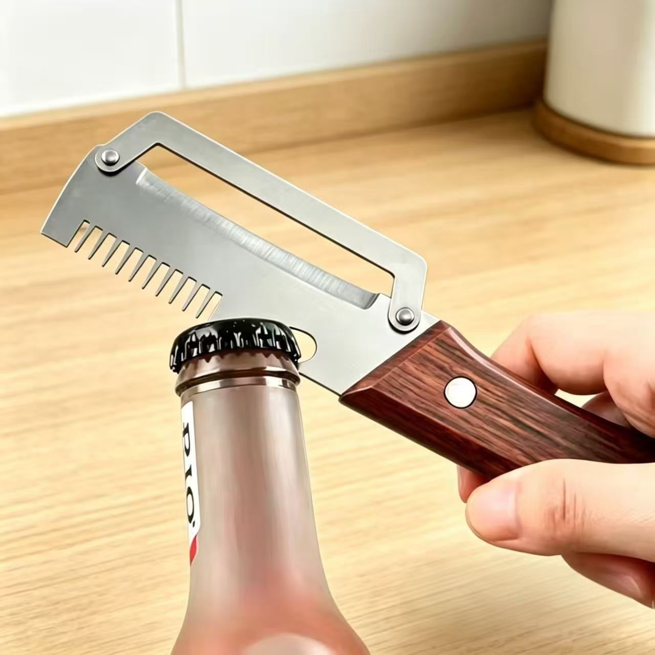 Çok Fonksiyonlu Soğan Doğrayıcı Ev Kullanımı Soyucu Rendeleyici Şişe Açıcı Mutfak Aracı Keskin Taşınabilir Ahşap Saplı Üç Fonksiyonlu
