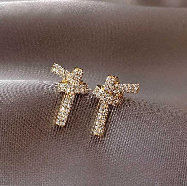 13# knotted geometric earrings