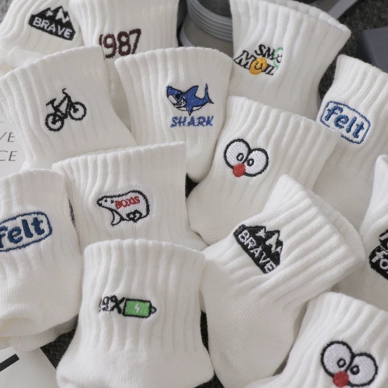 Носки мужские носки весной и летом тонкие дышащие всасывающие пот против запаха спортивные мальчики дикие белые волны оптовые продажи