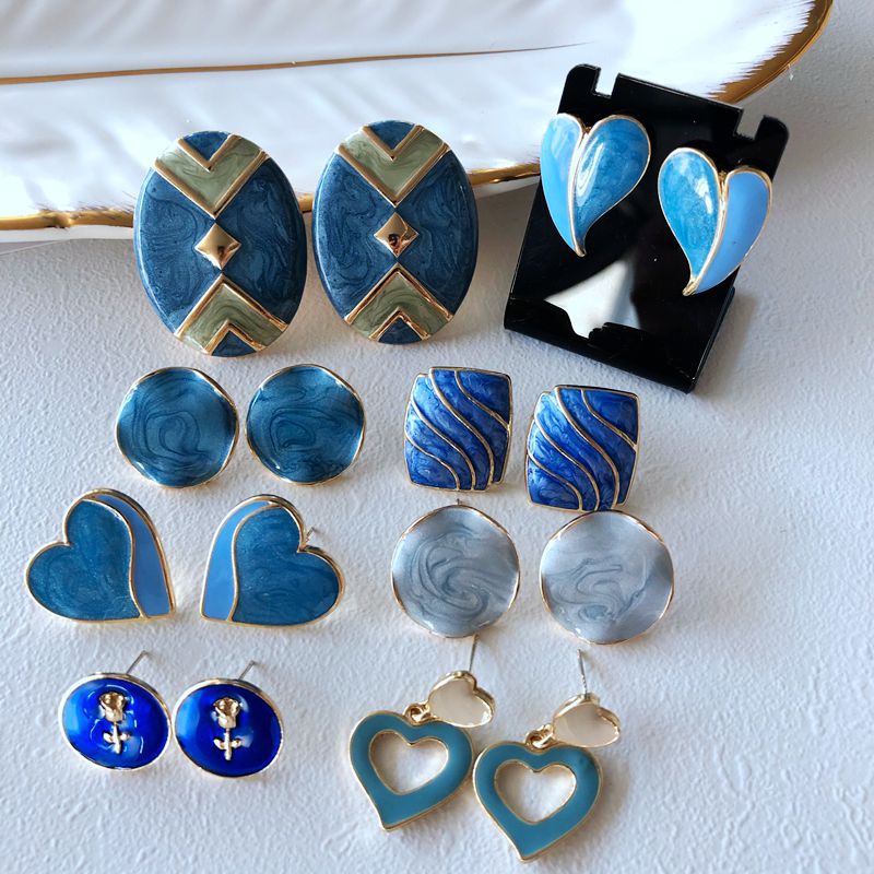 Nihaojewelry Bijoux En Gros Émail Glaçure Fleur Couture Bleu Coeur Boucles D&#39;oreilles display picture 17