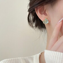 ����ʽ�Gɫ������Ů�����@�ׂ��ԕr�К��|���ų����ٴ���h���