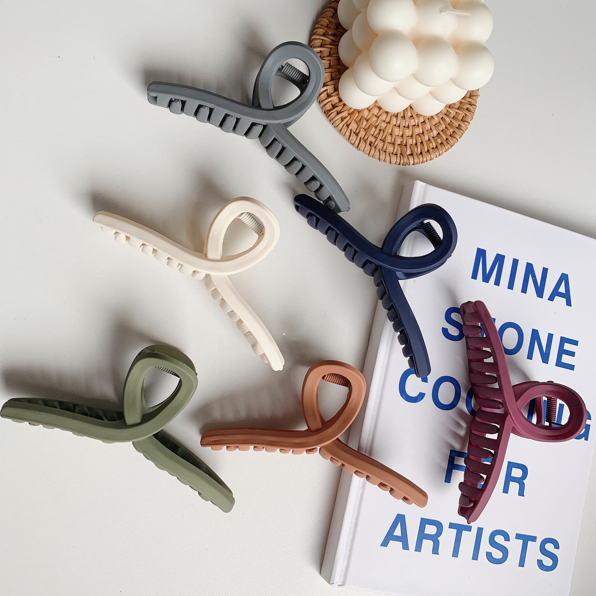 Frosted Large Hairpin Korean Disc Hair Clip Girl's Head Hair Clip Headwear Large Shark Hairpin Wholesale_voghion.com