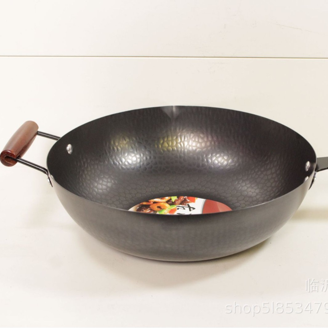 32 Yuemai Hand-Made Wok Household with Ears Wok 39 Yuan Wholesale Daily Necessities Linyi Supply