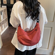 ���ӷ�����Ӱ���Ů���e�������μ�Ҹ�°�С��ins�ٴ�ͨ��б���