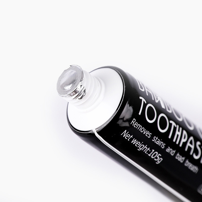 竹炭牙膏批發廠家105g網紅直播薄荷口味清新口氣去牙漬黑牙膏