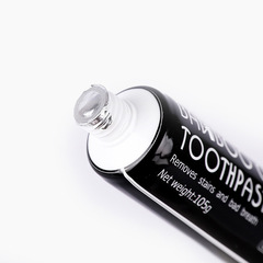 竹炭牙膏批發廠家105g網紅直播薄荷口味清新口氣去牙漬黑牙膏