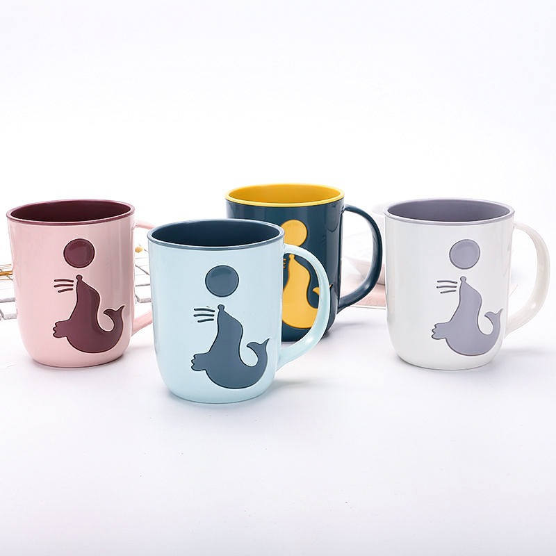 Luz y lujo simple león mar enjuague taza de dibujos animados creativos para el hogar taza de lavado taza de cepillo de dientes de alto valor familiar taza de agua de viaje