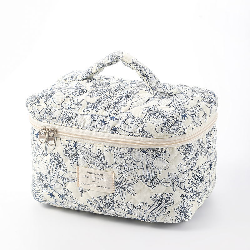 Bolsos de maquillaje portátiles de gran capacidad, pequeñas flores trituradas, acolchados portátiles, algodón, flores encantadoras, estudiantes viajeros