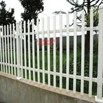 四川PVC锌钢护栏网防护网围栏网隔离网各种规格齐全价格优惠