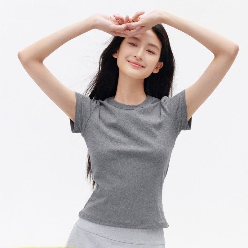 Designed Stylish Short-Sleeve T-Shirt for Women, New Spring/Summer Slim-Fit Round Neck Top