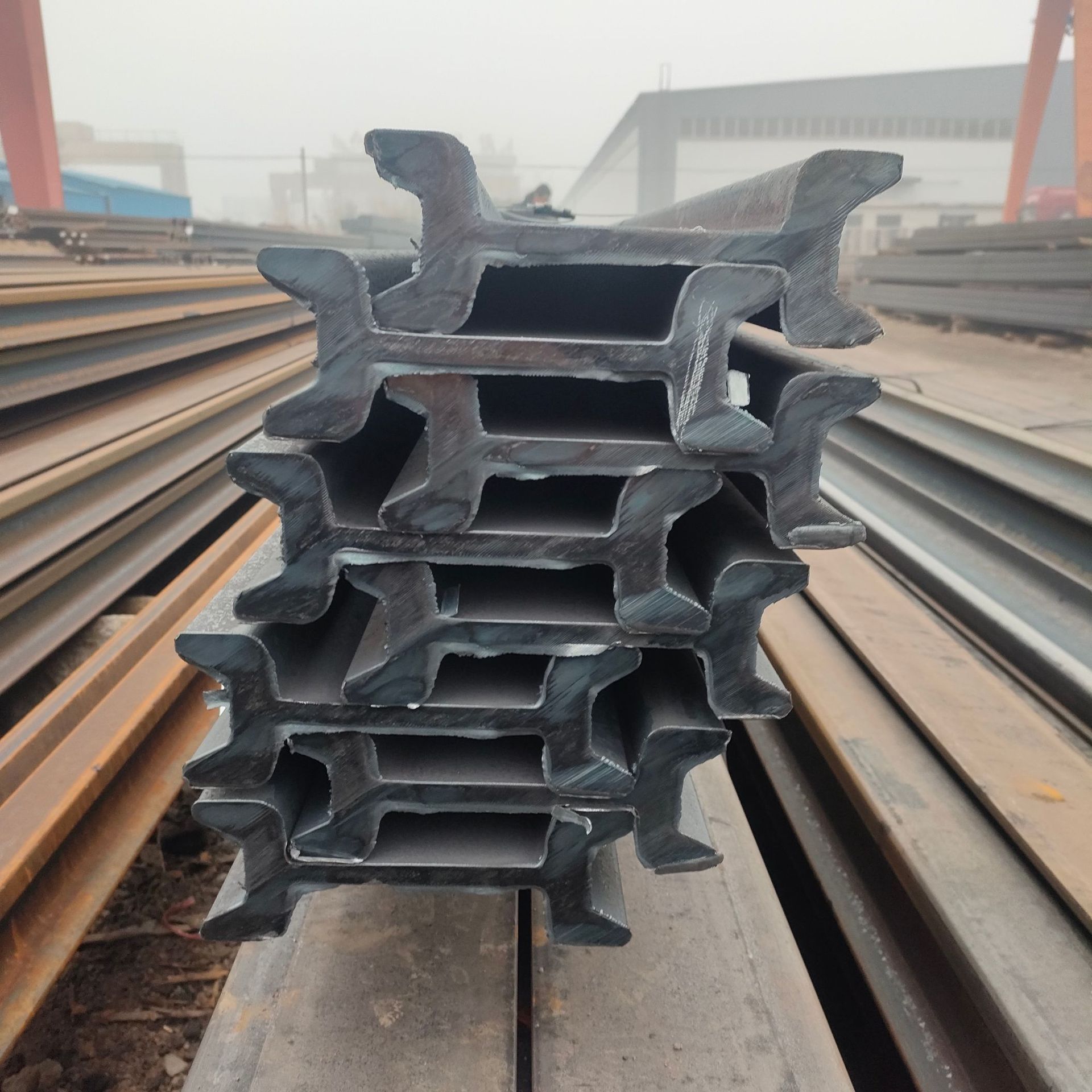 库存5000吨 I140E钢轨 140V支撑轨道 热轧单轨吊轨道 140e直轨