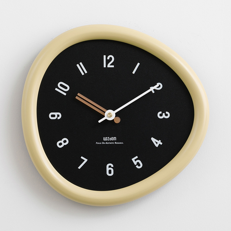 wozoom屋准モダンミニマリスト壁掛け時計2026年新作リビングルームアートクリエイティブレストラン時計装飾壁飾り