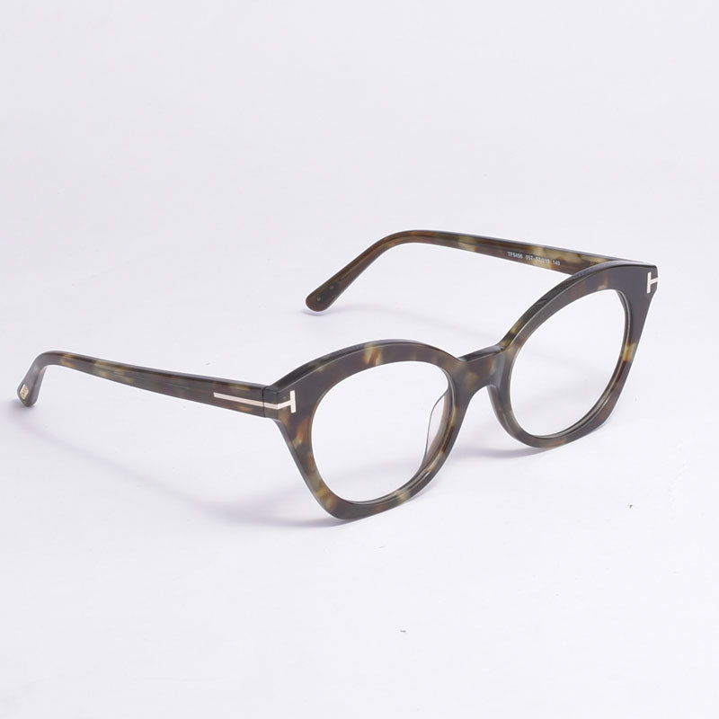 Gray tortoise shell