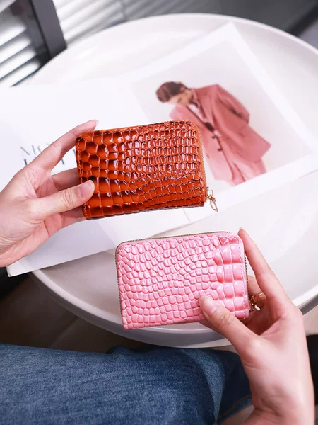 Cross-Border New Card Holder for Women, Crocodile Pattern Solid Color Accordion Card Holder, Simple Multi-Card Slot Card Holder, Zipper Coin Purse for Women