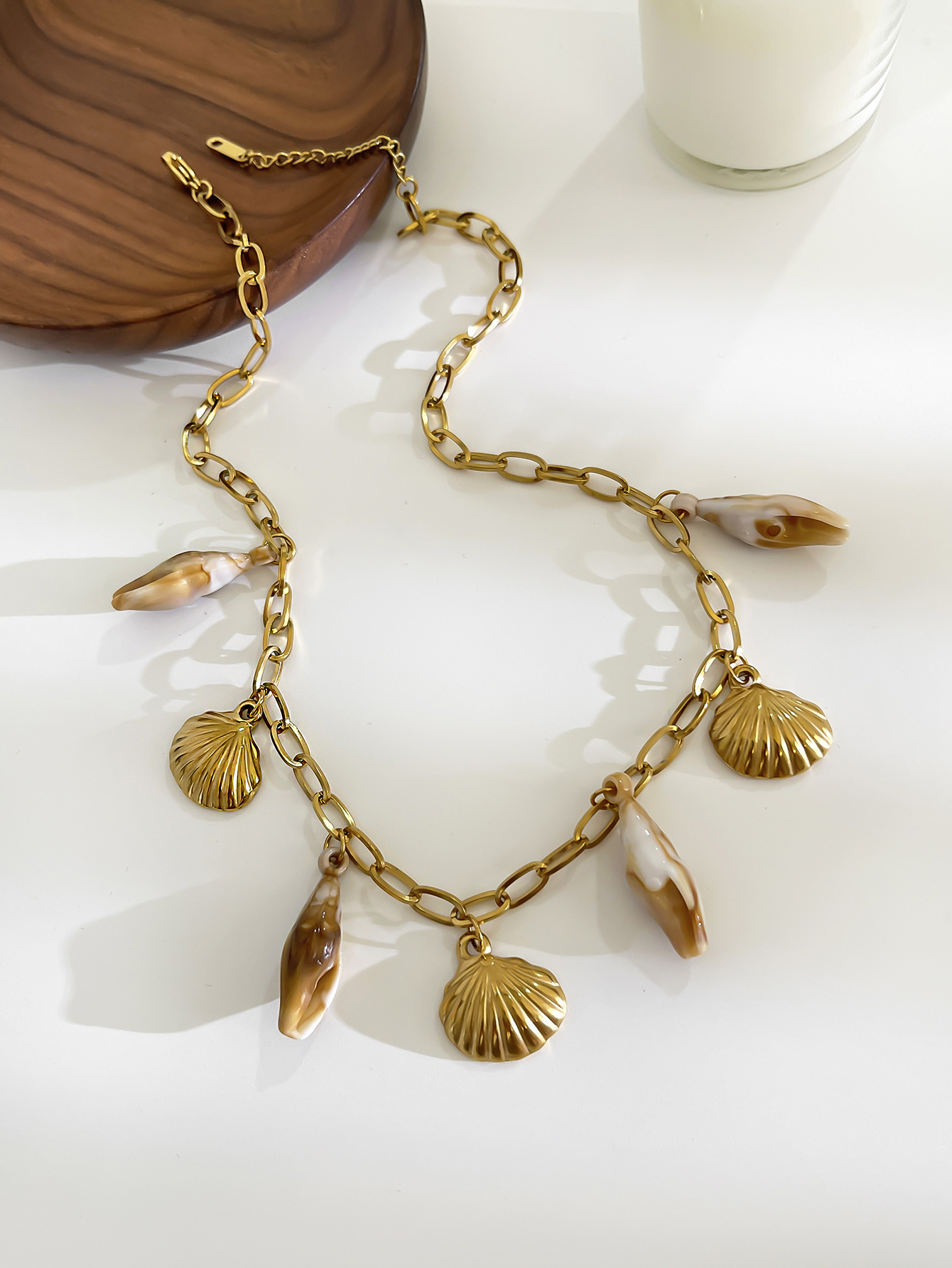 Geometric, Ocean, Conch, Shell Pattern 316L Stainless Steel Vacuum Plating Shell Geometric Ocean Conch Waterproof Non Tarnish Surgical Steel Exaggerated Cable Chain Charms Necklace For Women's