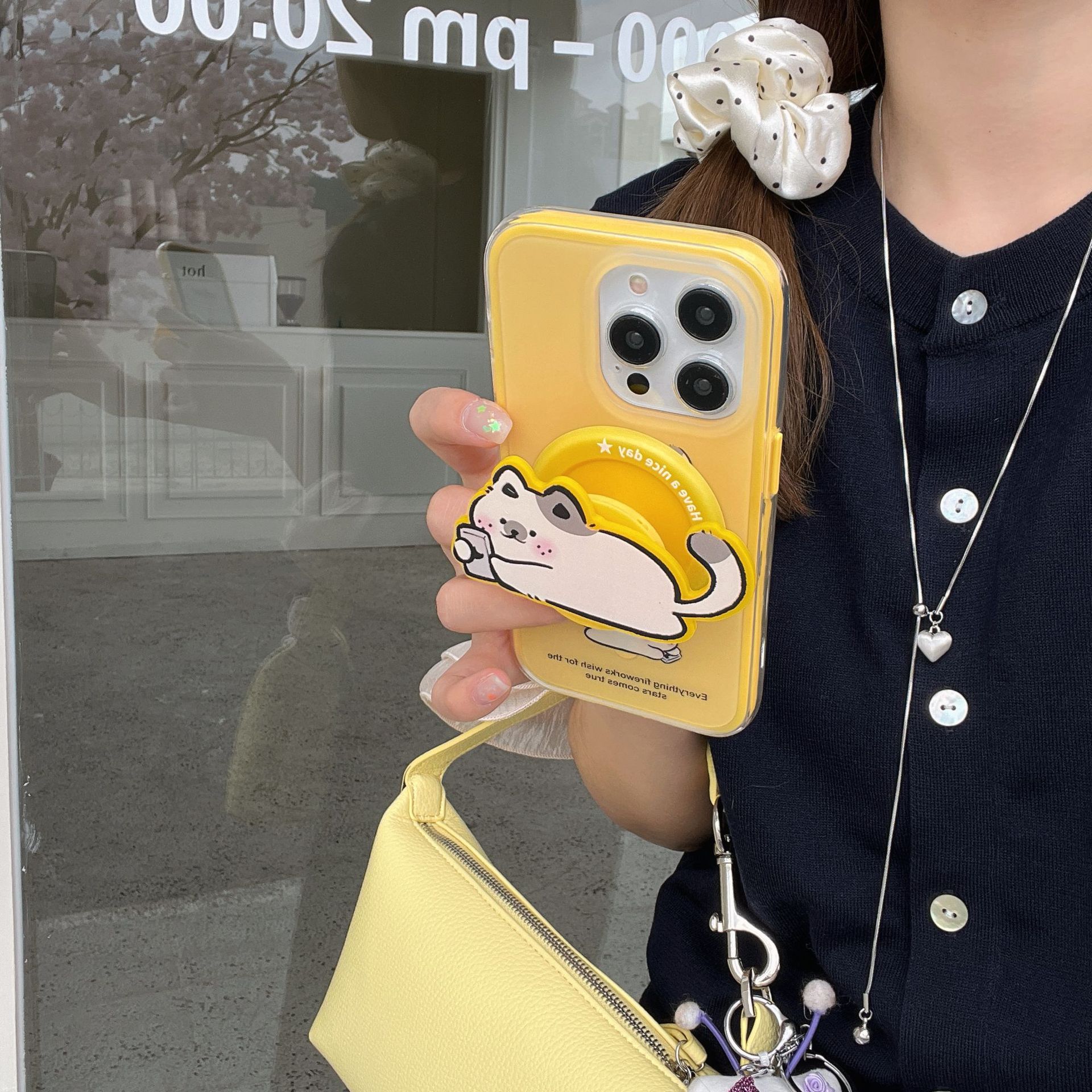 Divertido gato magnético de dibujos animados para iPhone15Pro Apple 16proMax funda para teléfono móvil 14/13 nuevo 15PM