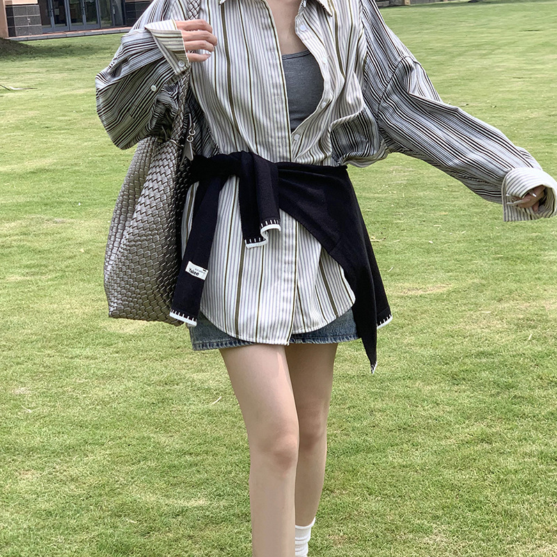 Mantón de punto Tejido de alta calidad Verano multifuncional con tirantes y chal de protección solar, chaleco pequeño, cortina de pedos de cintura