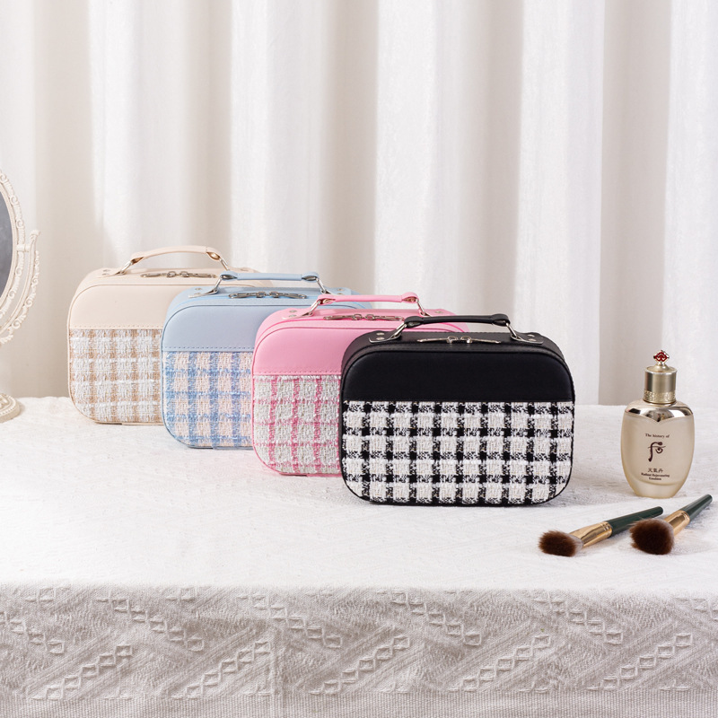 Caja de cosméticos de fragancia pequeña de celebridades de Internet, bolsa de almacenamiento de herramientas de belleza de gran capacidad de alto valor, maleta de seguimiento portátil