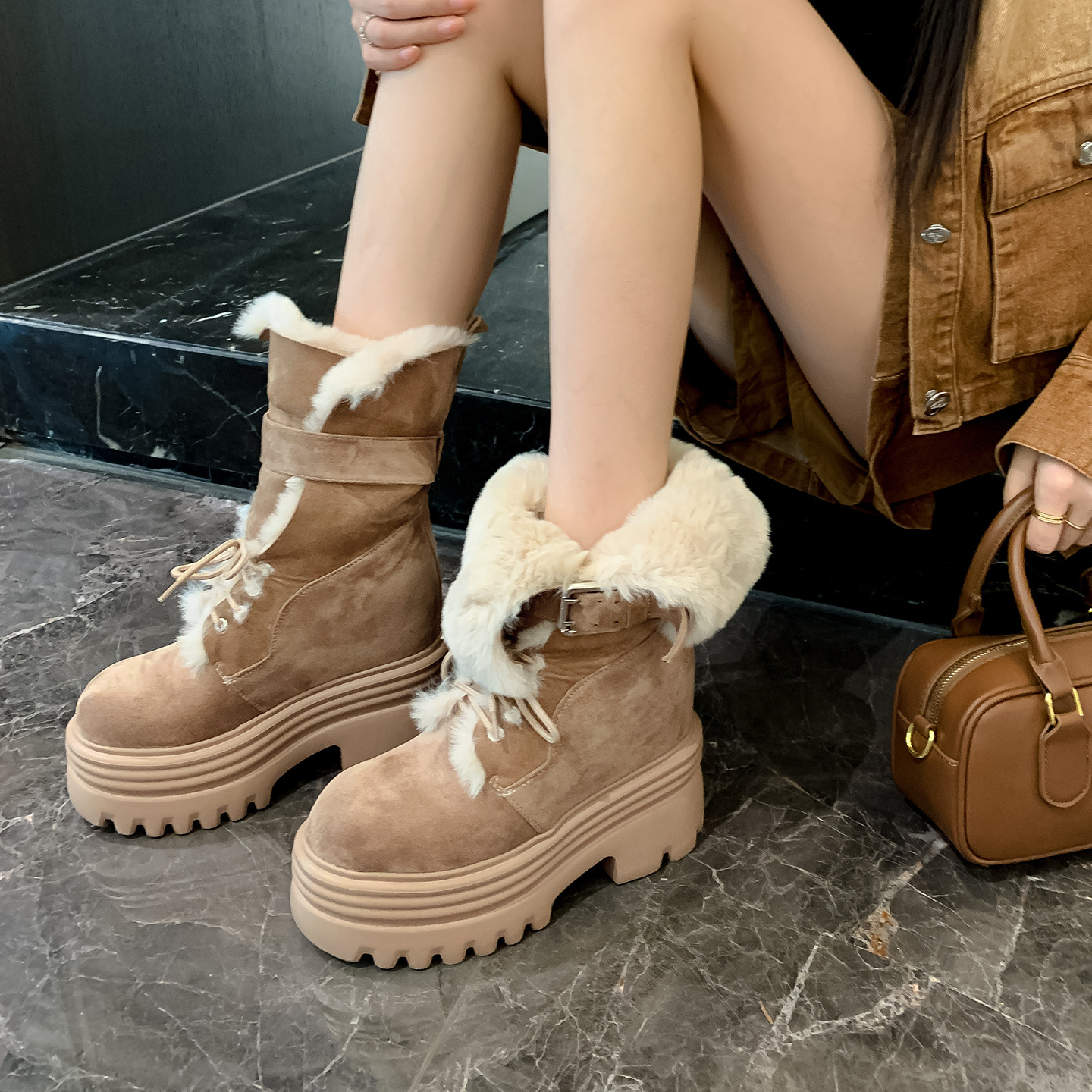 Boot nữ cổ cao ôm bắp chân đế nêm tăng chiều cao 12cm lót lông ấm — mơ 15cm
