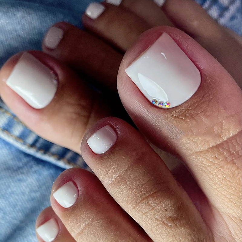 toenails solid color square toenail bright pressure toenail short acrylic fake nails full coverage toenail white toenails solid color square toenail bright pressure toenail short acrylic fake nails full coverage toenail white