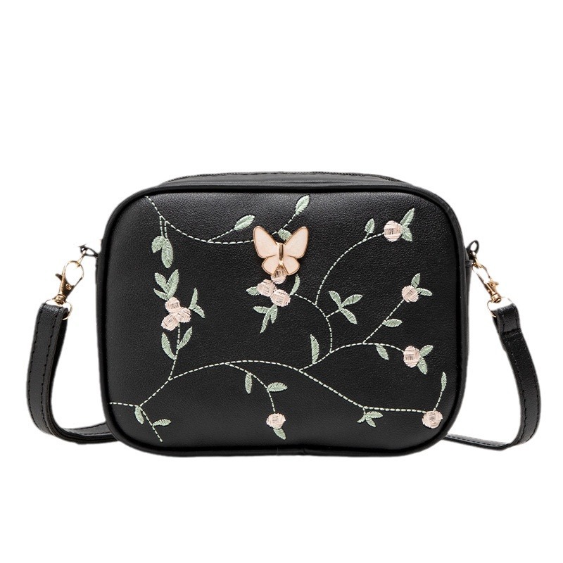 Bolsas de cámara de hombro de moda de mariposa decoración 2024 bolsas de mujer verano y otoño nuevo estilo de personalidad de bolsas de cambio inclinadas