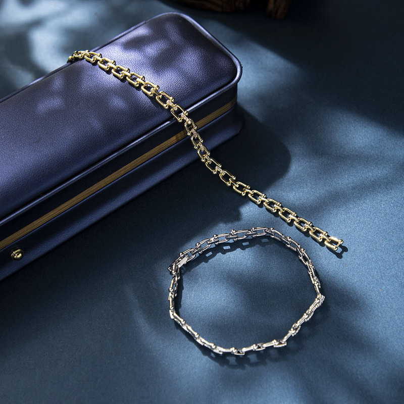 T's High Version Horseshoe Buckle Bracelet Bamboo U-Shaped Couple's Bracelet European and American Accessible Luxury Popular Blogger's Same Style Bracelet