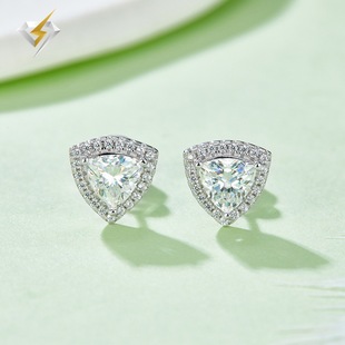 Moissanite earrings cross-border foreign trade e-commerce new triangle 0.5 karat earrings Seiko S925 silver jewelry