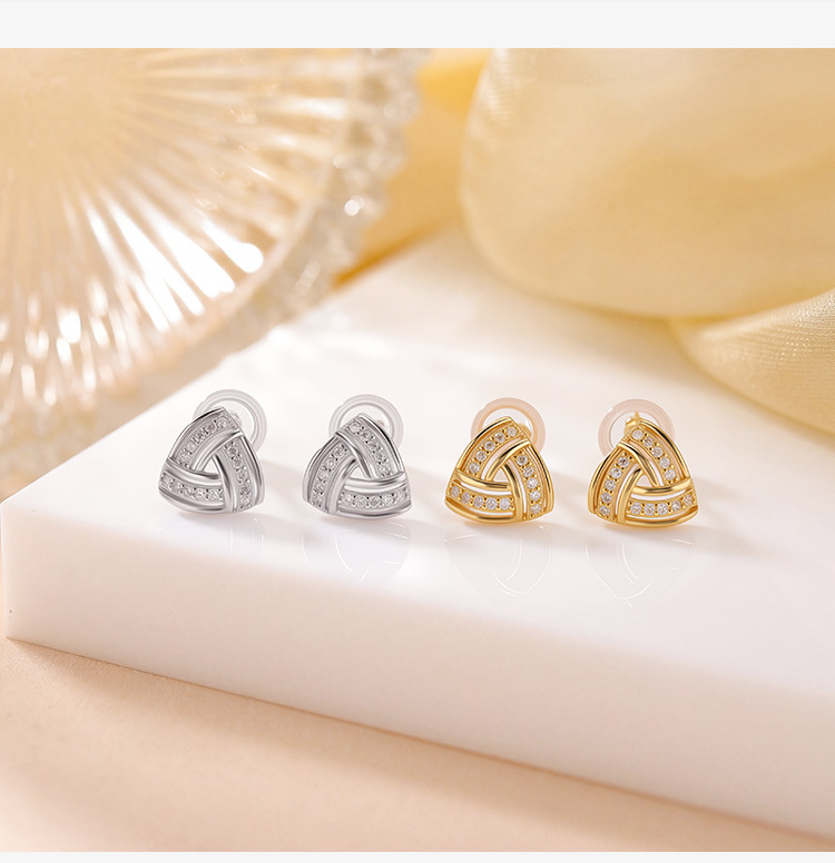 Khuyên tai kẹp bạc S925 mạ vàng hình tam giác phong cách tối giản — Bạc chi tiết 3