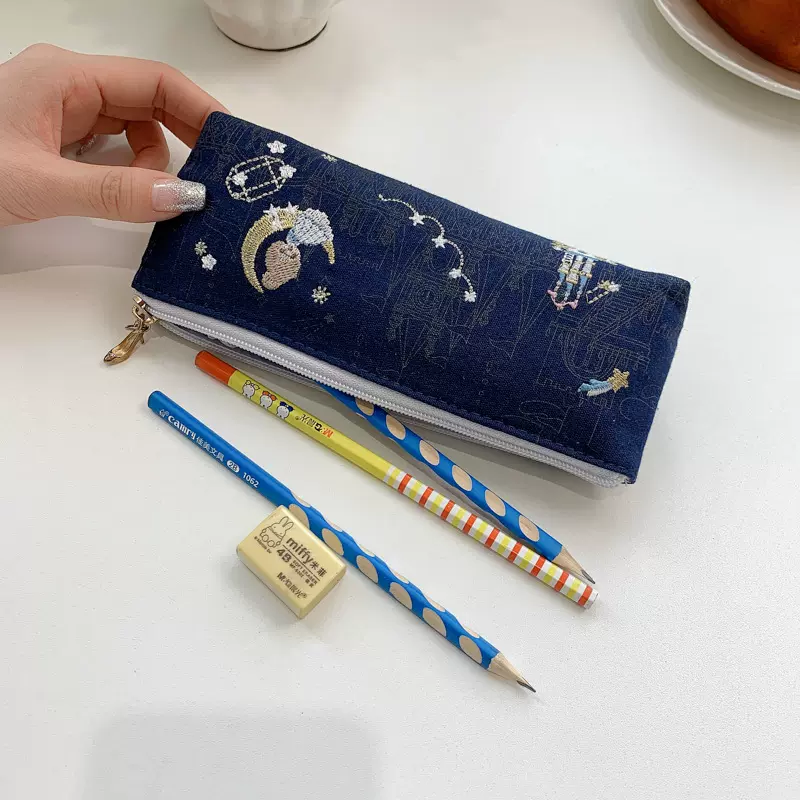 简约刺绣中式大容量高颜值笔袋学生卡通收纳铅笔盒收纳袋文具盒