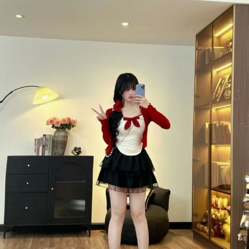 plus size chubby girl College Style Age-reducing Fashion suit Women's Spring Knitted Sweater Sling Cake Skirt Stylish Slimming suit plus size chubby girl College Style Age-reducing Fashion suit Women's Spring Knitted Sweater Sling Cake Skirt Stylish Slimming suit