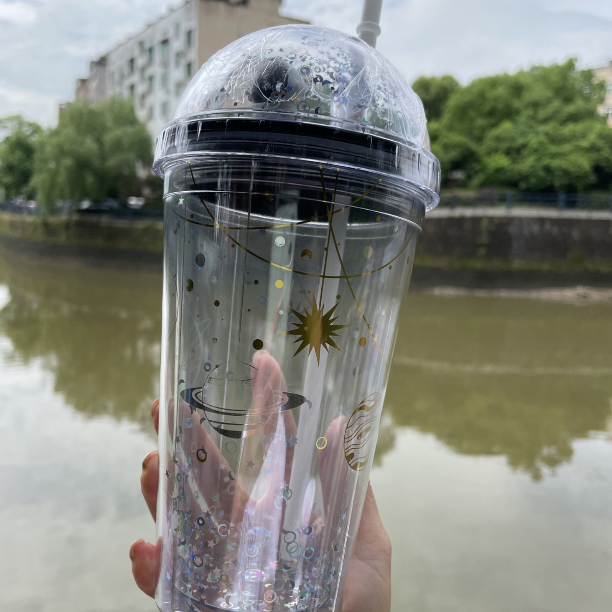 Taza de paja de plástico corazón femenino lindo taza de paja simple 450ml taza de bebida nueva historieta astronauta mujer S taza de agua