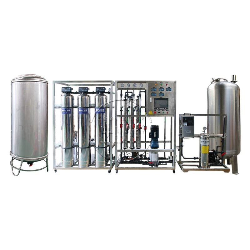 Оборудование для очистки воды: двухступенчатый обратноосмотический фильтр (RO) для лабораторий, малый ультрафильтрационный водоочиститель с корпусом из нержавеющей стали и мембраной.