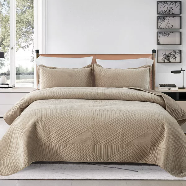 Foreign Trade Solid Color Simple Crystal Velvet Quilted Bed Cover Three-Piece Set Casual Home Blanket Bedding Wholesale