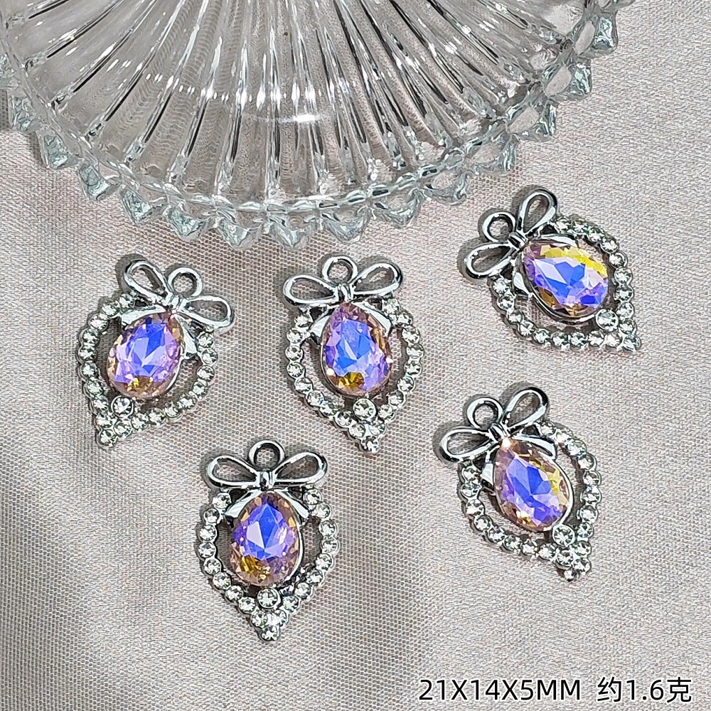 Exquisitos accesorios de joyería colgante de diamante de alta protección ultravioleta al por mayor collar DIY artesanal colgante de materiales de ropa de pulsera