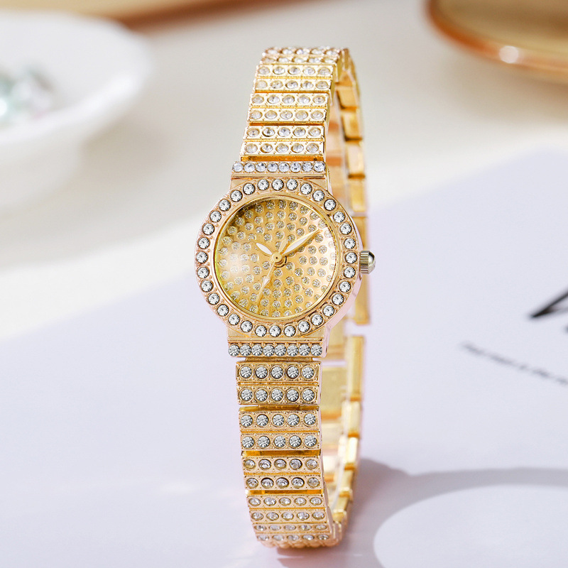 新品时尚女士手表女款式钢带手链小众满天星中学生党水钻跨境爆款