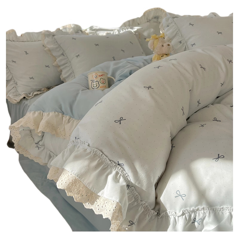 Un tipo de hilo de doble capa cama de corazón de niña coreana de cuatro piezas estilo princesa encaje funda de edredón sábana falda de cama ropa de cama 4