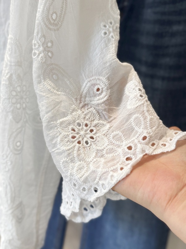 韓国レースジャカード刺繍七分袖シャツ女性用夏の見栄えの良いファッショナブルな年齢を軽減するルーズでシックな日焼け止めトップ|undefined