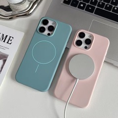 液体シリカゲルリンゴ16promax強磁気吸引充電携帯ケースはiPhone15転倒防止保護カバー13を適用する