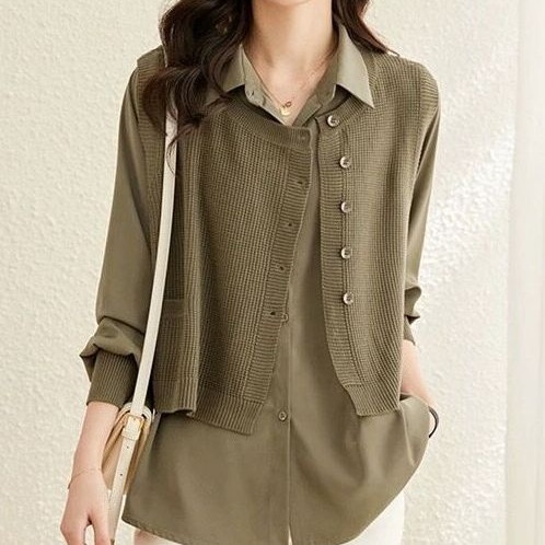 Elegant fake two-piece shirt collar sweater for women 2023 Spring and Autumn New loose casual western style long-sleeved top cardigan Elegant fake two-piece shirt collar sweater for women 2023 Spring and Autumn New loose casual western style long-sleeved top cardigan