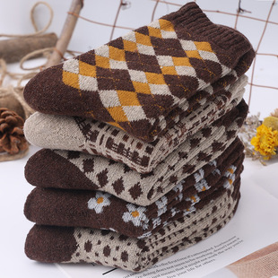 Autumn and Winter thickened rhombus Brown mid-calf socks warm women's socks pile socks wholesale wool socks rhombus vintage Terry socks